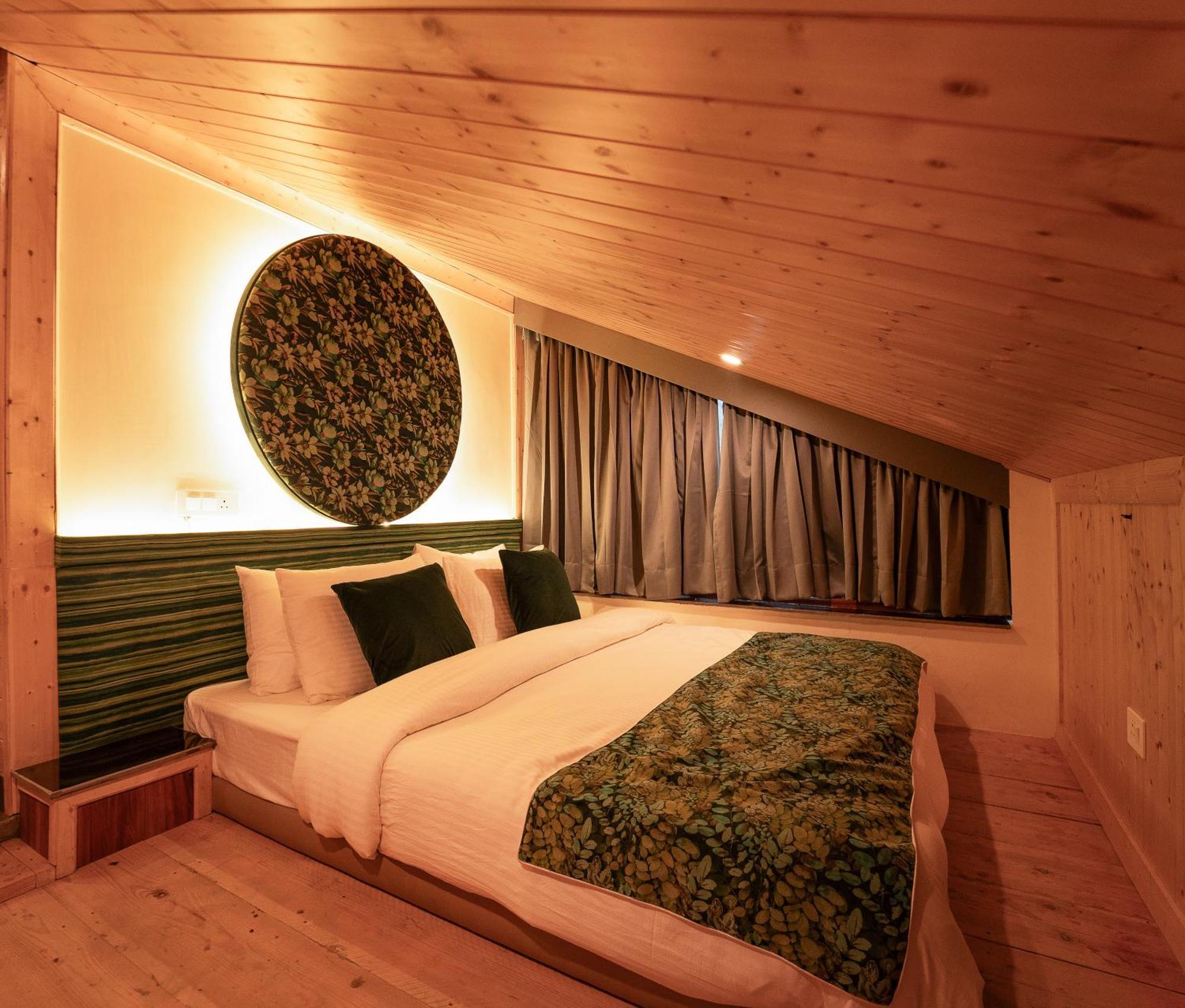 Nazaara - A Luxe Retreat Hotel Manāli Eksteriør billede