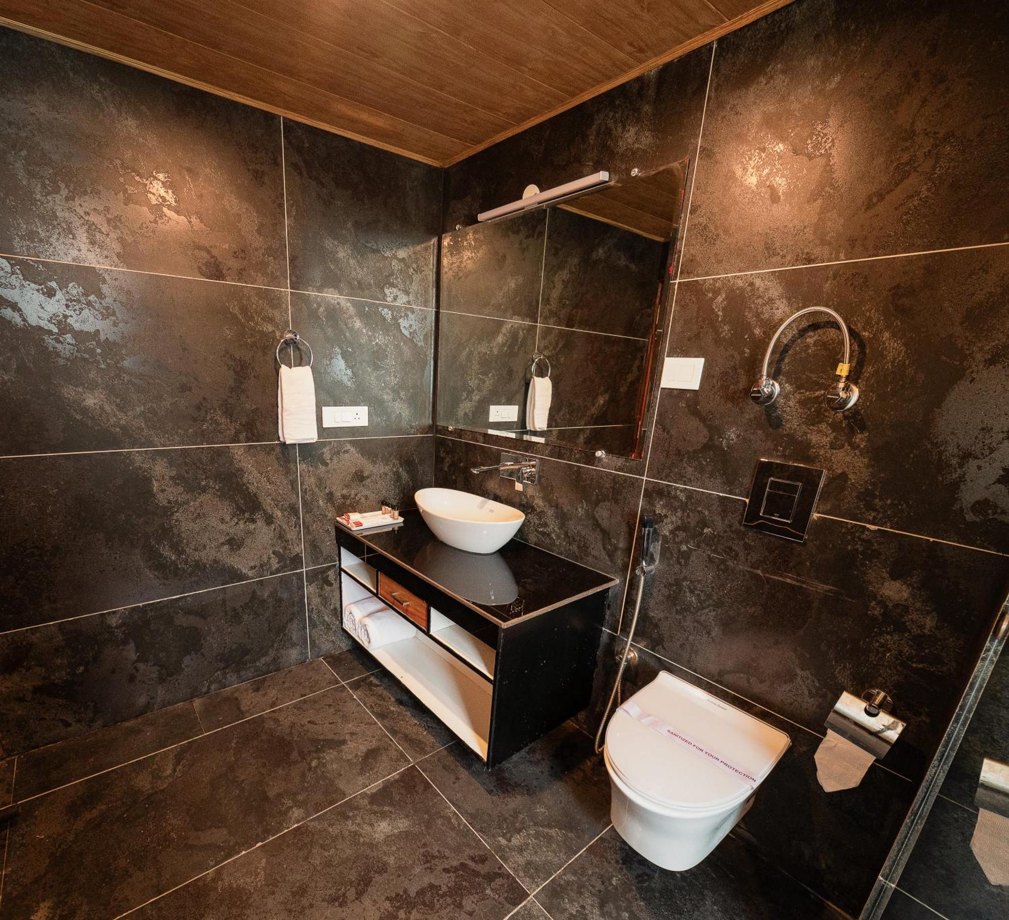Nazaara - A Luxe Retreat Hotel Manāli Eksteriør billede